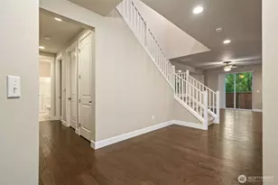 11320 Taylor Pl, Gig Harbor, WA 98332 - Photo 3