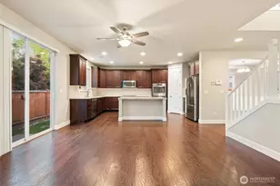 11320 Taylor Pl, Gig Harbor, WA 98332 - Photo 13