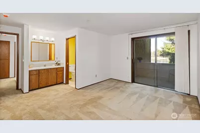 923 Pershing Avenue #205, Bremerton, WA 98312 - Photo 15