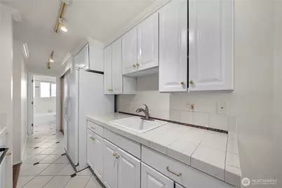 809 N 6th Street, Renton, WA 98057 - Photo 17