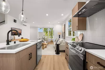1704 A N 47th Street, Seattle, WA 98103 - Photo 9