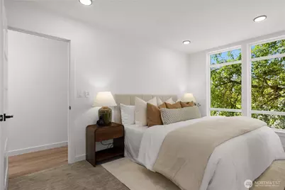 1704 A N 47th Street, Seattle, WA 98103 - Photo 15