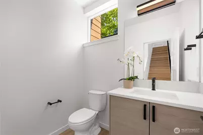 1704 A N 47th Street, Seattle, WA 98103 - Photo 13