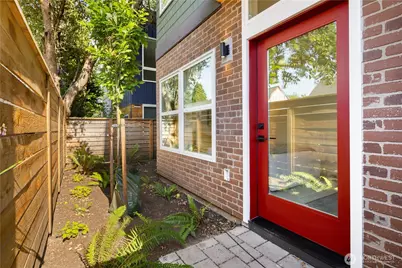 1704 A N 47th Street, Seattle, WA 98103 - Photo 27
