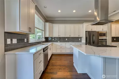 768 NW Ashford Loop, Bremerton, WA 98311 - Photo 9