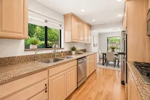 16405 SE 145th St, Renton, WA 98059 - Photo 7