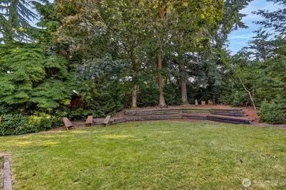 12705 SE 74th Street, Newcastle, WA 98056 - Photo 33