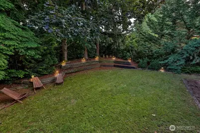 12705 SE 74th Street, Newcastle, WA 98056 - Photo 29