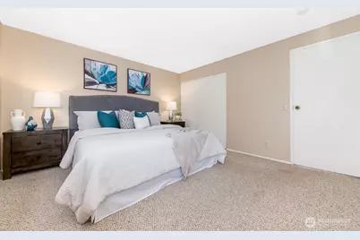 12705 SE 74th Street, Newcastle, WA 98056 - Photo 13