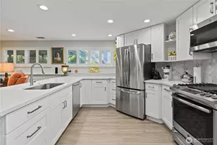 707 W Bertona St, Seattle, WA 98119 - Photo 23