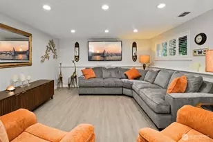 707 W Bertona St, Seattle, WA 98119 - Photo 25
