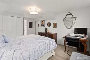 707 W Bertona St, Seattle, WA 98119 - Photo 31