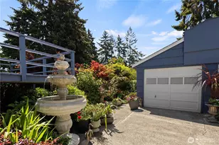 707 W Bertona St, Seattle, WA 98119 - Photo 37