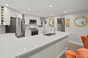 707 W Bertona St, Seattle, WA 98119 - Photo 21