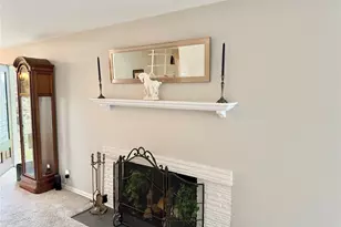 707 W Bertona St, Seattle, WA 98119 - Photo 11