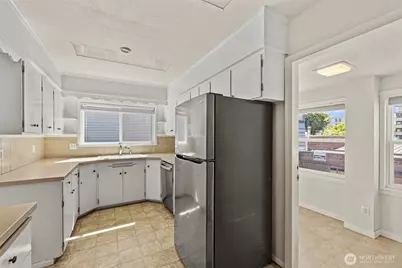 2407 NW 60th Street, Seattle, WA 98107 - Photo 11