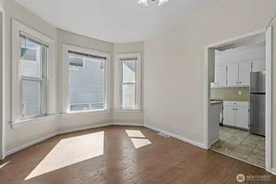 2407 NW 60th Street, Seattle, WA 98107 - Photo 9
