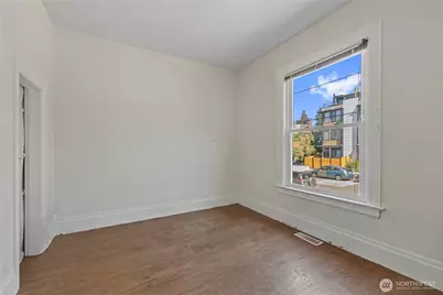 2407 NW 60th Street, Seattle, WA 98107 - Photo 15