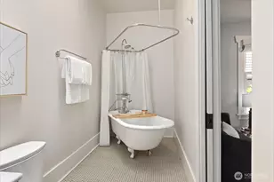 2629 E Valley St, Seattle, WA 98112 - Photo 25