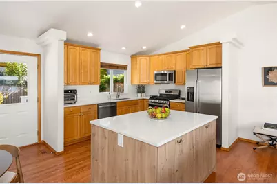 17725 Baywatch Court NE, Poulsbo, WA 98370 - Photo 15