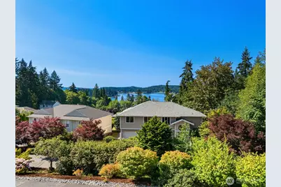 17725 Baywatch Court NE, Poulsbo, WA 98370 - Photo 35