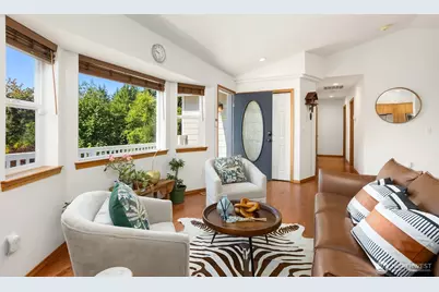 17725 Baywatch Court NE, Poulsbo, WA 98370 - Photo 13
