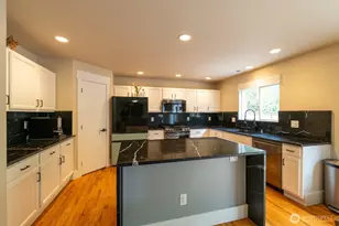 11515 138th St Ct E, Puyallup, WA 98374 - Photo 9