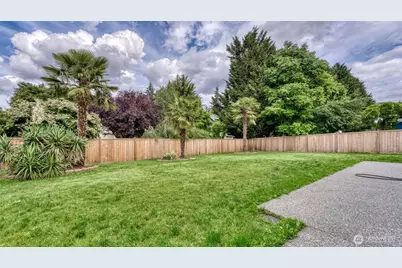 20106 Bue Rund Loop NE, Poulsbo, WA 98370 - Photo 29