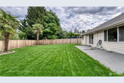20106 Bue Rund Loop NE, Poulsbo, WA 98370 - Photo 5