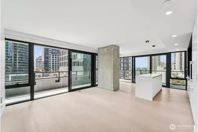 300 Virginia Street #812, Seattle, WA 98121 - Photo 5