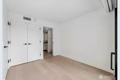 300 Virginia Street #812, Seattle, WA 98121 - Photo 13
