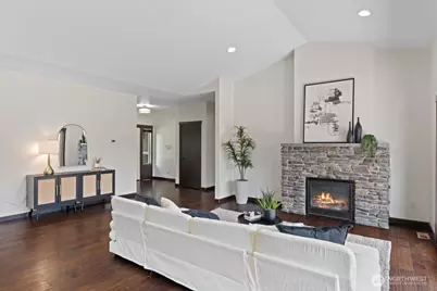 7523 Broadway, Everett, WA 98203 - Photo 13
