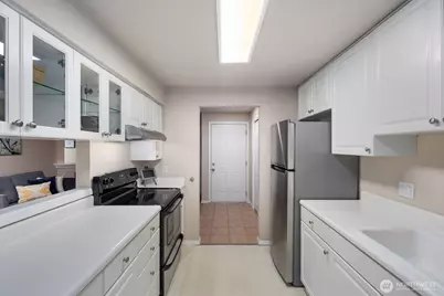 9494 Redmond Woodinville Road NE #B102, Redmond, WA 98052 - Photo 15
