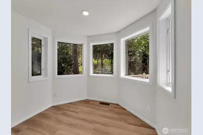 3851 Ambleside Lane NE, Bremerton, WA 98311 - Photo 13