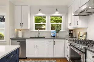 2729 38th Ave SW, Seattle, WA 98126 - Photo 5