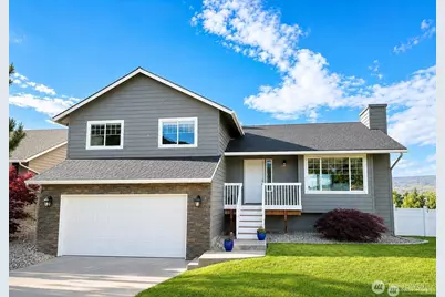 576 Saddle Rock Loop, Wenatchee, WA 98801 - Photo 3