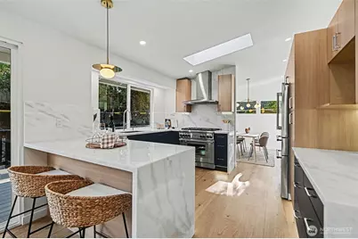 6560 W Mercer Way, Mercer Island, WA 98040 - Photo 5
