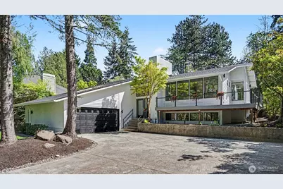 6560 W Mercer Way, Mercer Island, WA 98040 - Photo 1