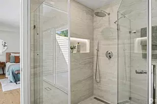 6560 W Mercer Way, Mercer Island, WA 98040 - Photo 15