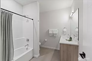 17335 90th Dr NE, Bothell, WA 98011 - Photo 33