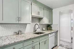 8354 11th Ave NW, Seattle, WA 98117 - Photo 11