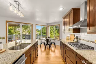 1917 237th Pl SE, Bothell, WA 98021 - Photo 13