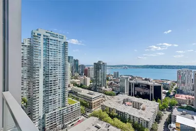 2510 6th Avenue #2905, Seattle, WA 98121 - Photo 3