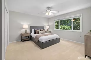 26555 SE 15th St, Sammamish, WA 98075 - Photo 29