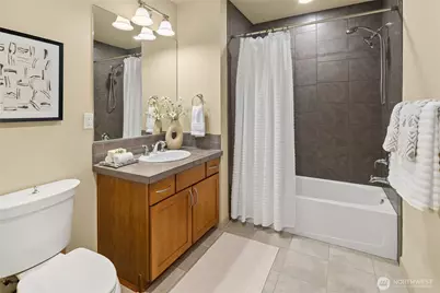 150 102nd Avenue SE #205, Bellevue, WA 98004 - Photo 17