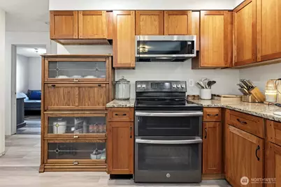 2410 Westlake Drive SE, Lacey, WA 98503 - Photo 9