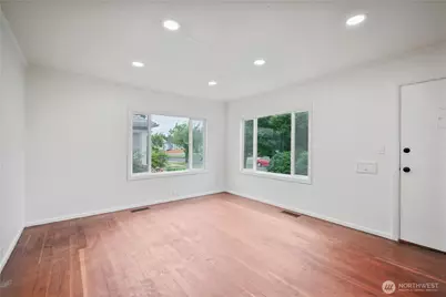 527 24th Avenue, Longview, WA 98632 - Photo 5