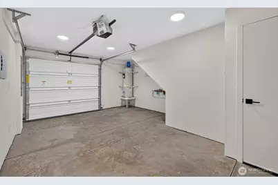 4107 25th Avenue SW, Seattle, WA 98106 - Photo 9