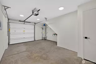 4107 25th Ave SW, Seattle, WA 98106 - Photo 9