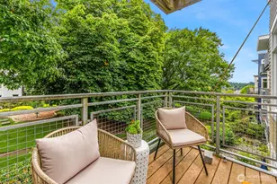 190 Harbor Square Loop NE, Bainbridge Island, WA 98110 - Photo 15